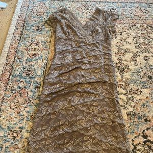 Women’s Cache mauve crystal embellished  midi dress